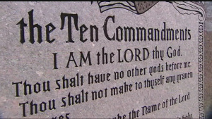 img-ACLU-files-suit-over-Ten-Commandments-in-state-Capitol-6P-H