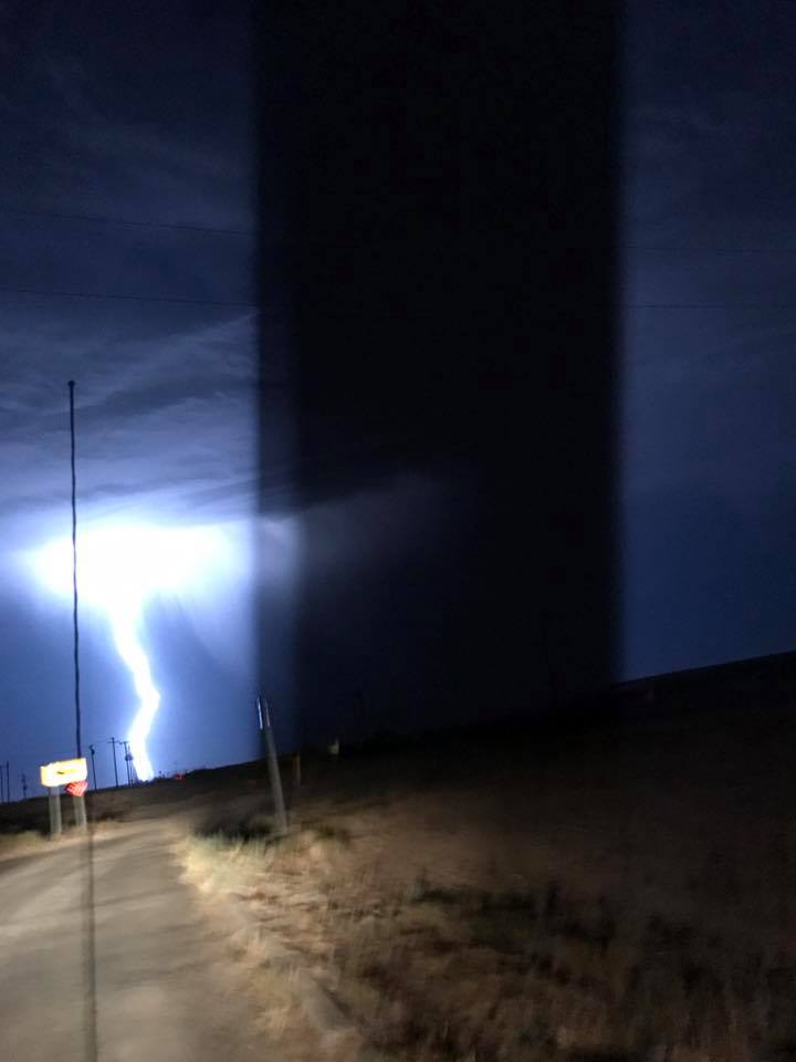 19702361_10209663892853980_1225315891690265546_n