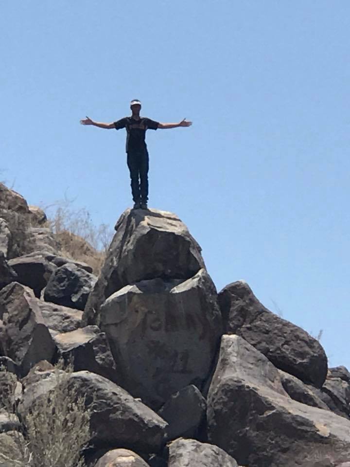 34908754_10212142919828105_5479425104783867904_n